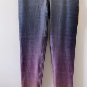 Niyama sol "Magic hour" leggings Size L brand new with tags